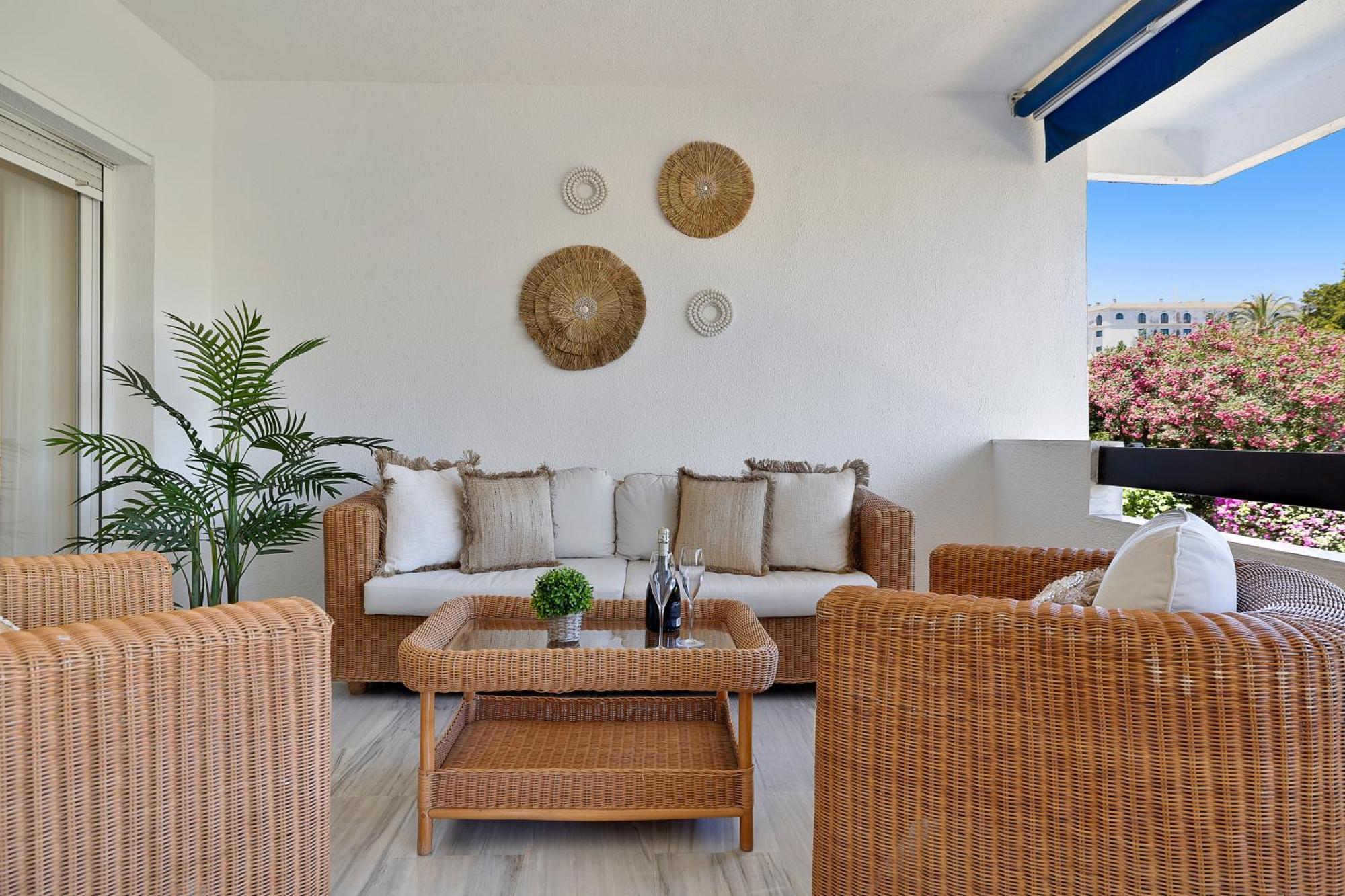 2 Bedroom Apartment In Medina Garden - Puerto Banus Марбеля Екстериор снимка