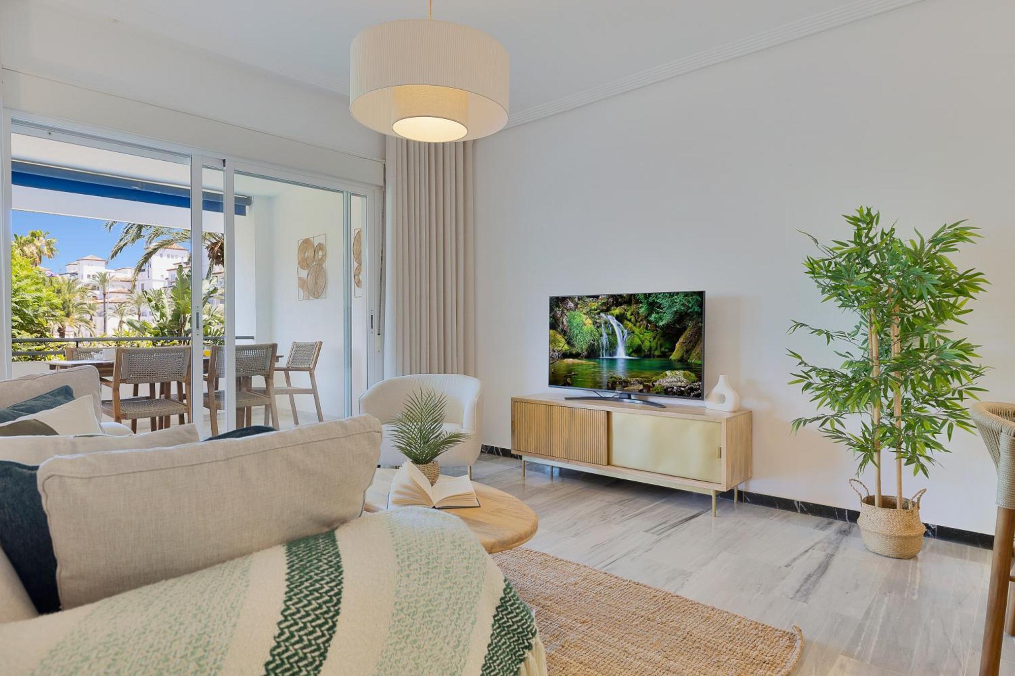 2 Bedroom Apartment In Medina Garden - Puerto Banus Марбеля Екстериор снимка